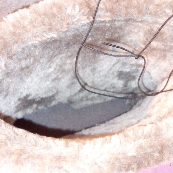 Bobbie Brooks Grey 🩶 Boots - Picture 13 of 13